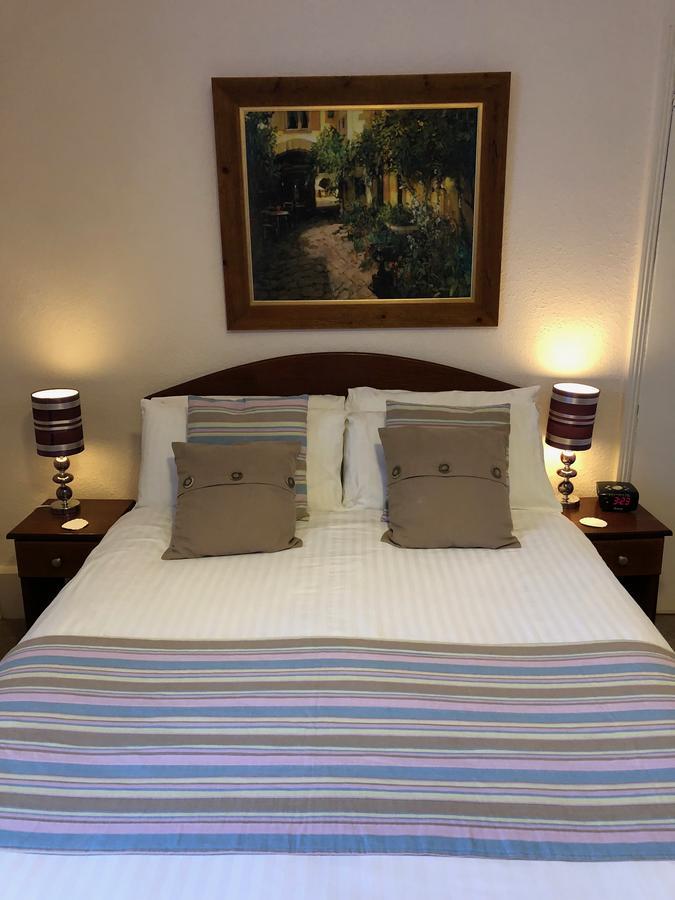 The Burleigh Hotel ฮันสแตนตัน ภายนอก รูปภาพ